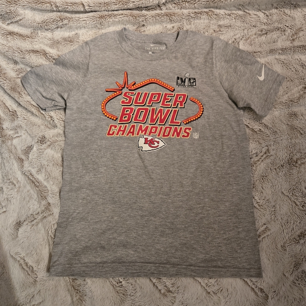 Nike Kansas City Chiefs Super Bowl LVIII Champions [Youth Medium] NFL Shirt